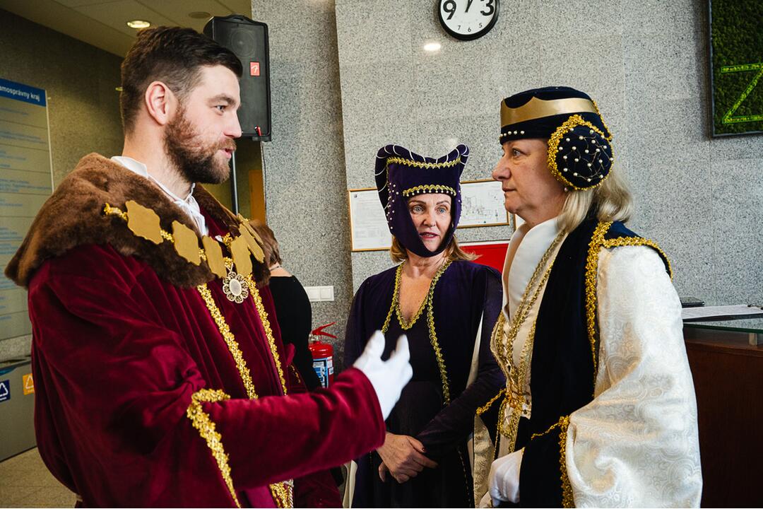 FOTO: Historický odkaz regiónu vo vestibule župného úradu, foto 7