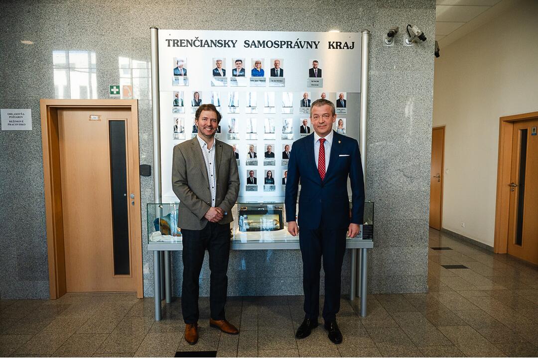 FOTO: Historický odkaz regiónu vo vestibule župného úradu, foto 13