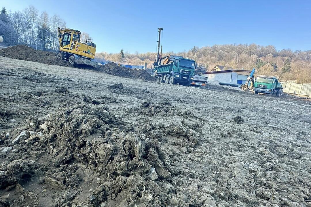 FOTO: V Považskej Bystrici odštartovala dlhoočakávaná investícia, foto 2