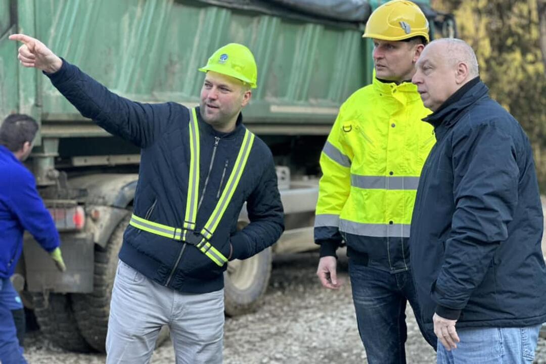 FOTO: V Považskej Bystrici odštartovala dlhoočakávaná investícia, foto 4