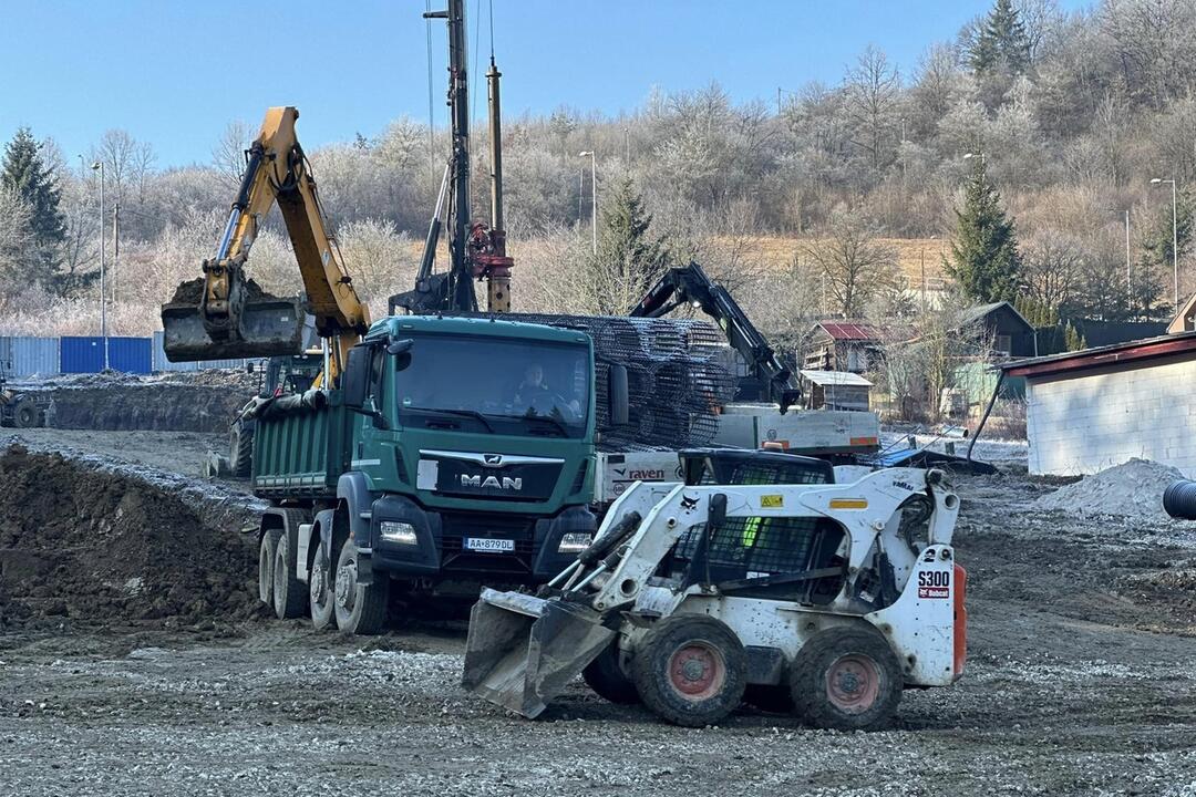 FOTO: V Považskej Bystrici odštartovala dlhoočakávaná investícia, foto 5