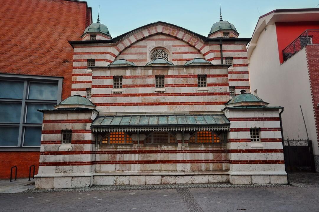 FOTO: Máte radi záhady? Na budovách v kúpeľnom meste na Považí je ukrytých niekoľko odkazov z minulosti, foto 4