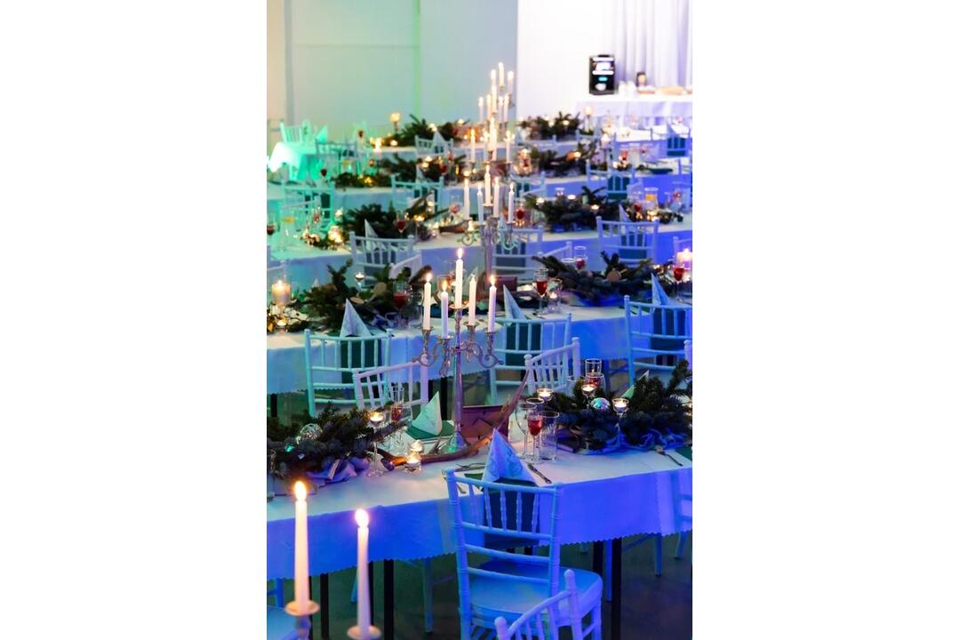 FOTO: Zbierali peniaze pre nemocnicu, no ani vo sne im nenapadlo, koľko daruje šľachetný darca , foto 6