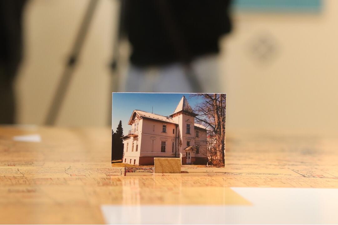 FOTO: Toto musíte vidieť! V Dubnici vystavujú fotografie starých budov aj vzácne dokumenty, foto 1