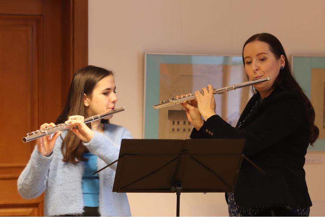 FOTO: Toto musíte vidieť! V Dubnici vystavujú fotografie starých budov aj vzácne dokumenty, foto 6