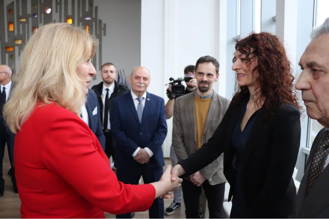 FOTO: Návšteva prezidentky Zuzany Čaputovej v Dubnici nad Váhom, foto 12