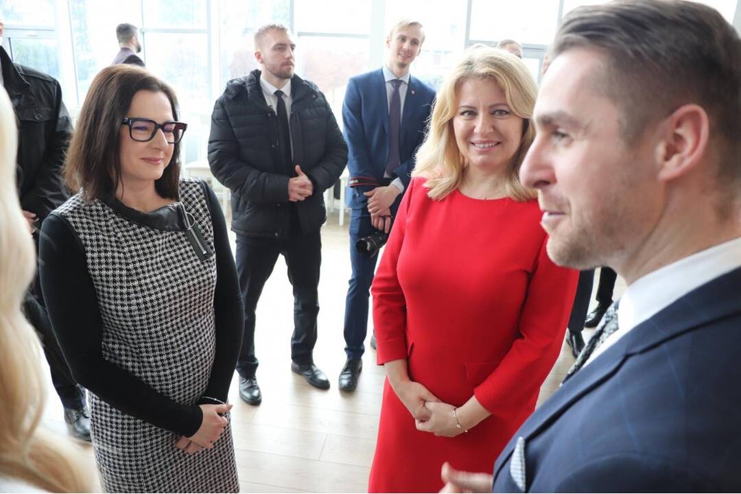 FOTO: Návšteva prezidentky Zuzany Čaputovej v Dubnici nad Váhom, foto 17