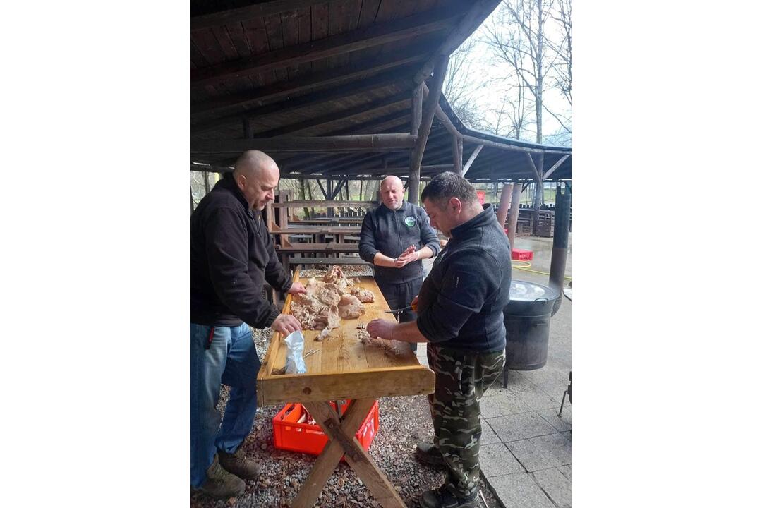 FOTO: Obec v púchovskom okrese sa môže pochváliť ďalším chutným rekordom, foto 5