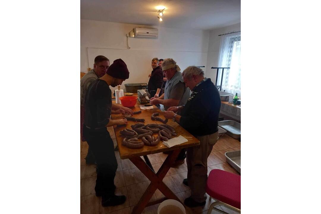 FOTO: Obec v púchovskom okrese sa môže pochváliť ďalším chutným rekordom, foto 9