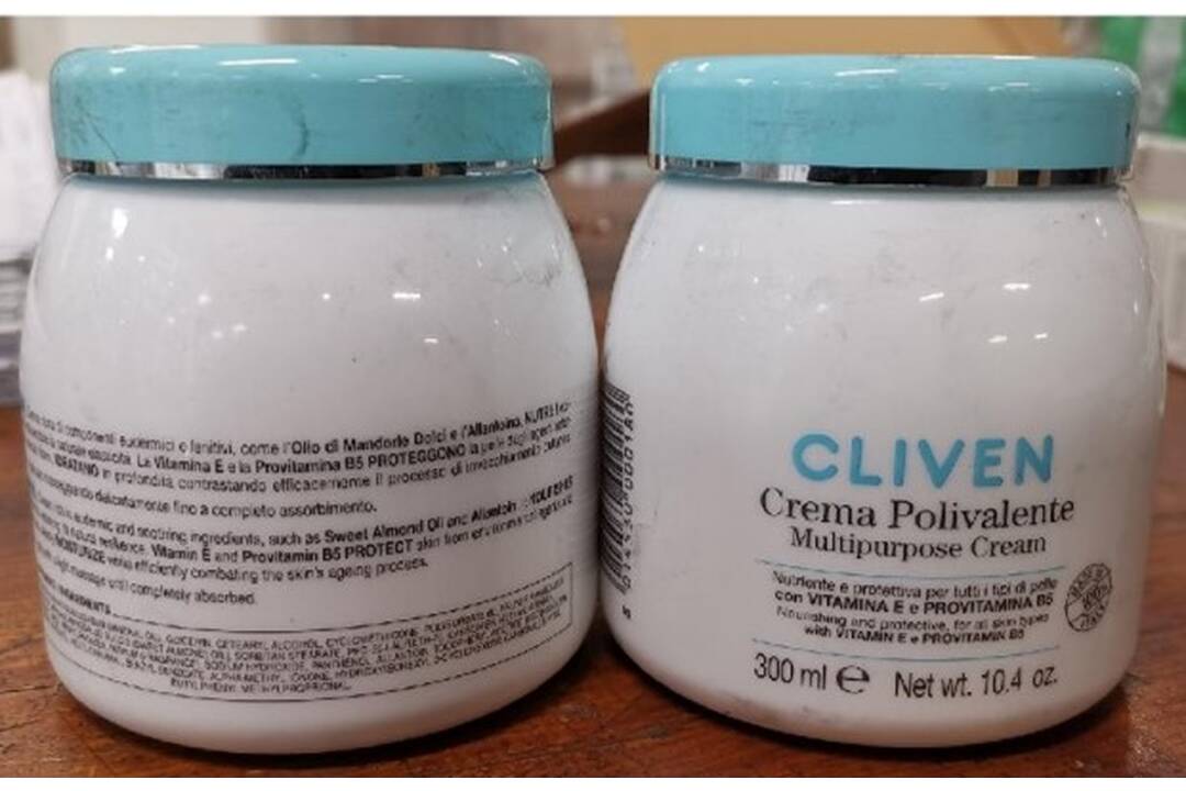 FOTO: Úrad verejného zdravotníctva upozorňuje na nebezpečnú kozmetiku, foto 30