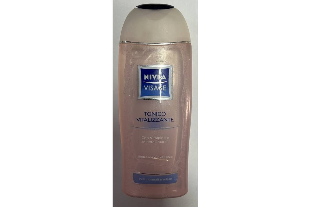 FOTO: Úrad verejného zdravotníctva upozorňuje na nebezpečnú kozmetiku, foto 37