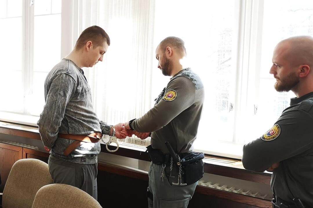 FOTO: Ráno veľká láska, večer už striekala krv. Padol verdikt v prípade krvavých zásnub, foto 1