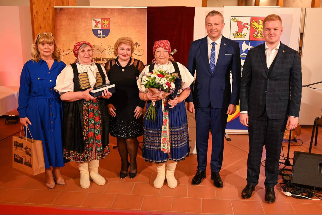 FOTO: Odovzdávanie Cien predsedu TSK a Cien Trenčianskeho samosprávneho kraja, foto 27