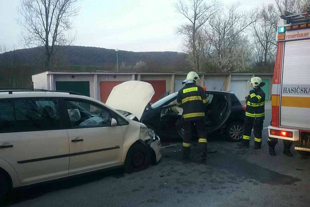 FOTO: Marcové zásahy hasičov. Stovky výjazdov a uchránený majetok za státisíce, foto 6