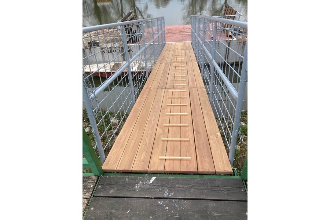 FOTO: Vyhliadkové plavby po Trenčíne, foto 4