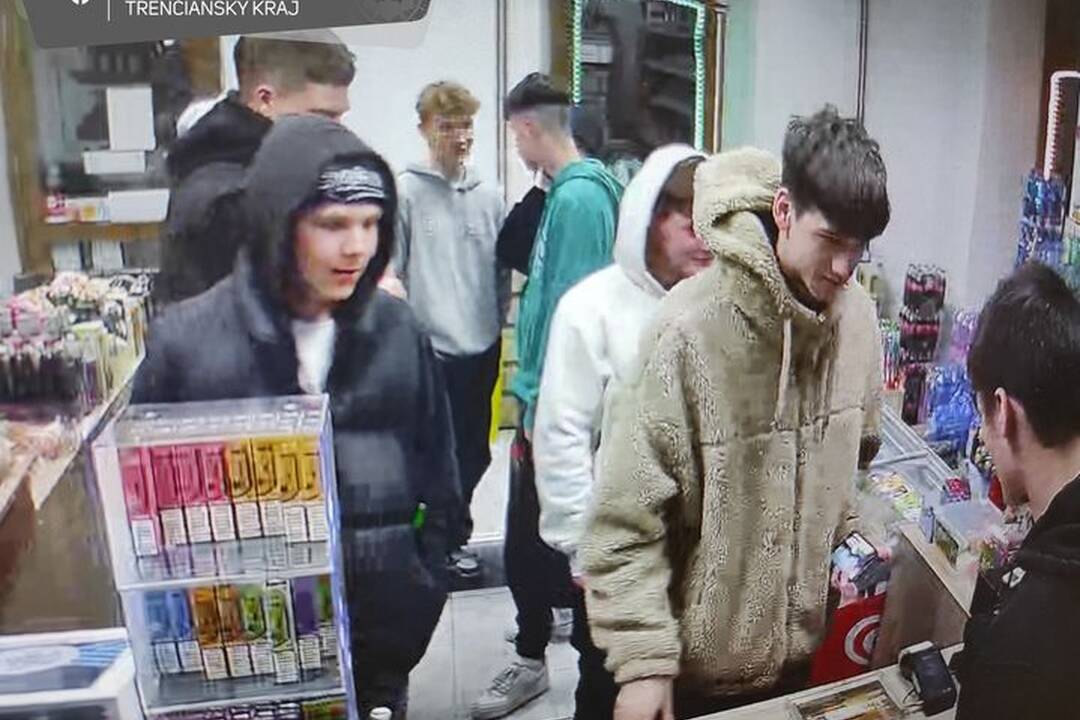 FOTO: Pátranie po mladých výtržníkoch, foto 1