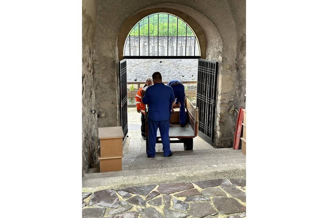 FOTO: Vypratávanie prvého poschodia Barborinho paláca, foto 7