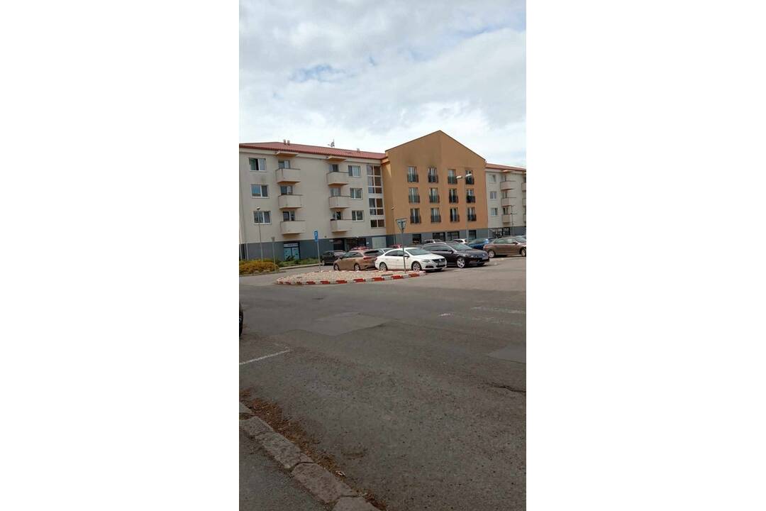 FOTO: Obmedzené parkovanie pred štadiónom , foto 1