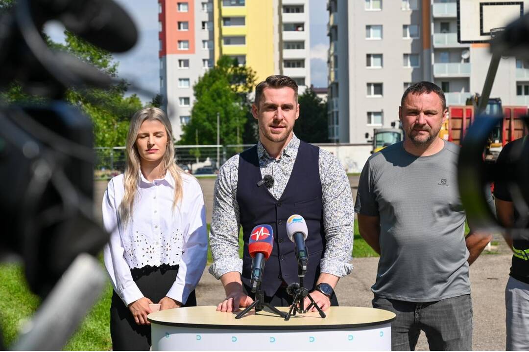 FOTO: Projekt obnovy športovísk v Dubnici nad Váhom, foto 4