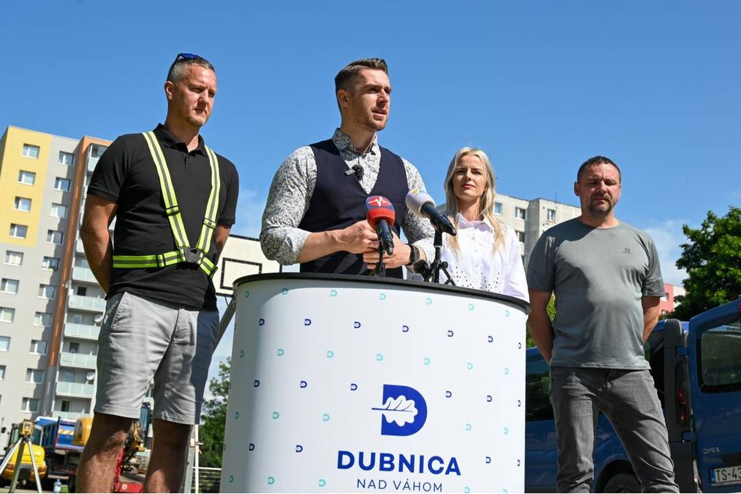 FOTO: Projekt obnovy športovísk v Dubnici nad Váhom, foto 7