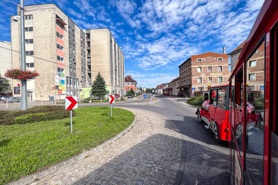 FOTO: Turistický vláčik Zelenáčik v Novom Meste nad Váhom, foto 2