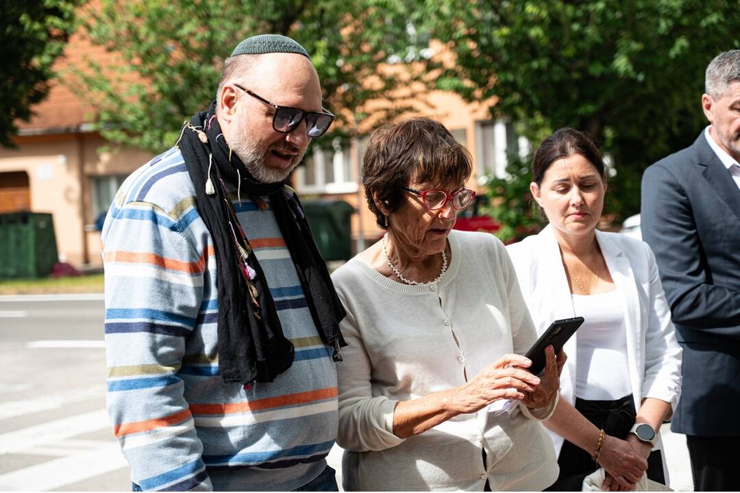 FOTO: Osadenie kameňov zmiznutých v Novom Meste nad Váhom, foto 6