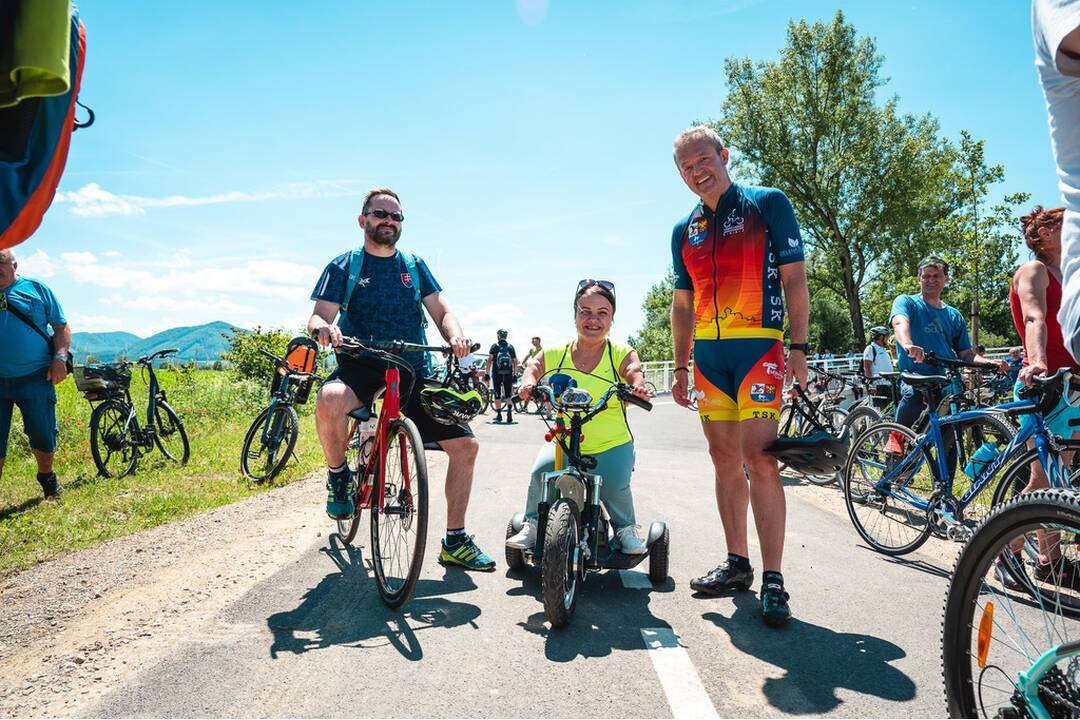 FOTO: Otvorenie nového úseku Vážskej cyklomagistrály, foto 5