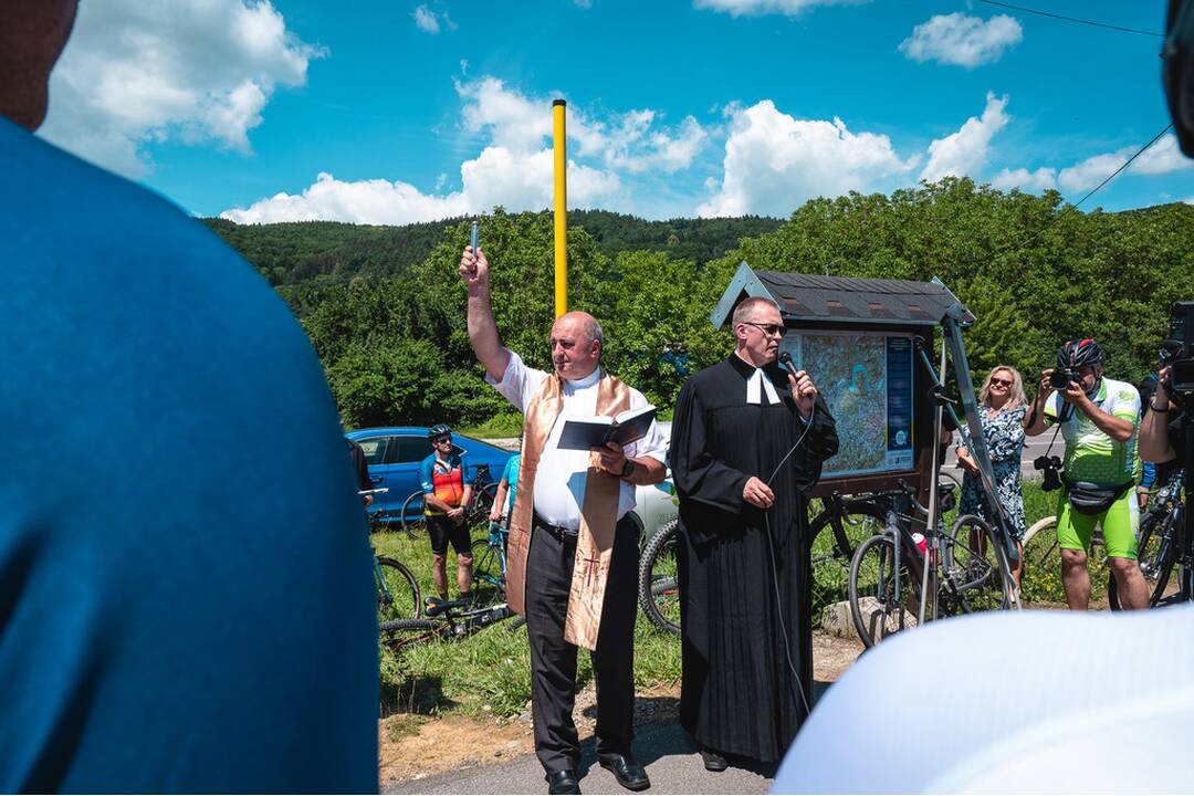 FOTO: Otvorenie nového úseku Vážskej cyklomagistrály, foto 26