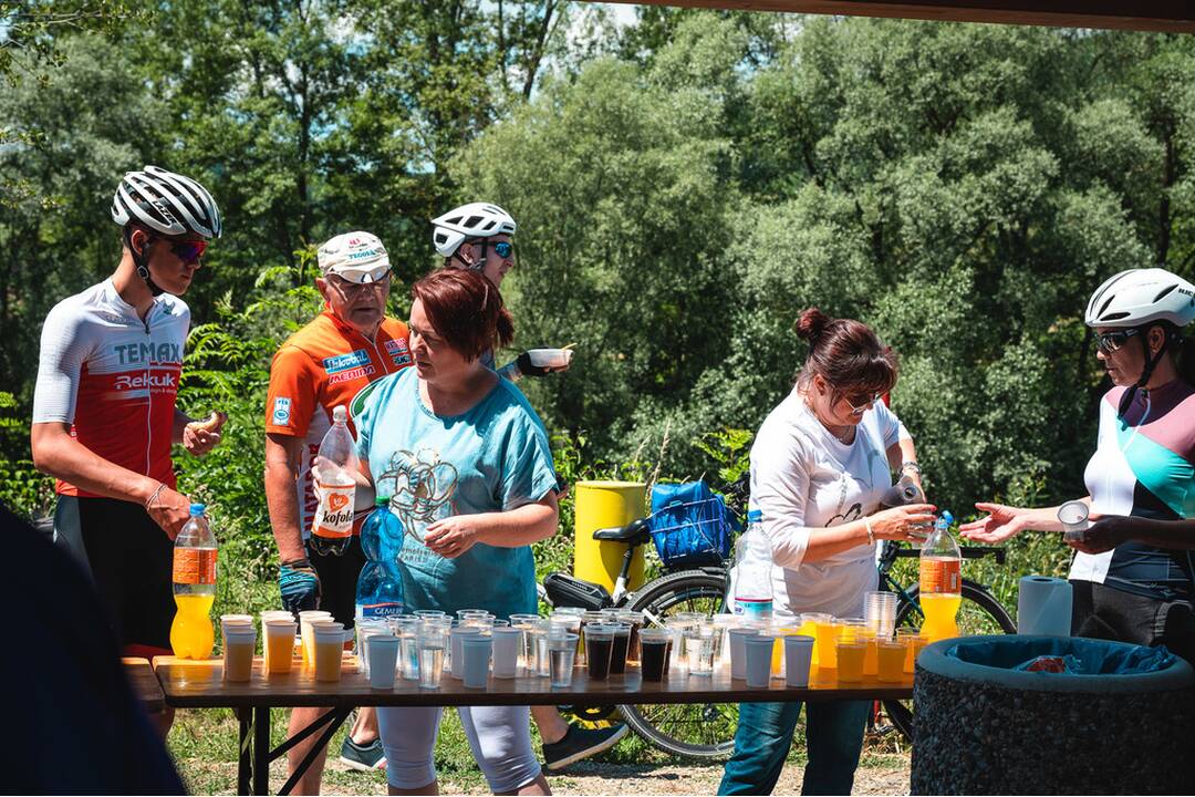 FOTO: Otvorenie nového úseku Vážskej cyklomagistrály, foto 33