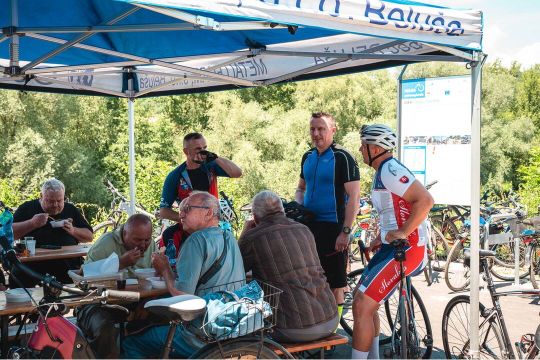 FOTO: Otvorenie nového úseku Vážskej cyklomagistrály, foto 35