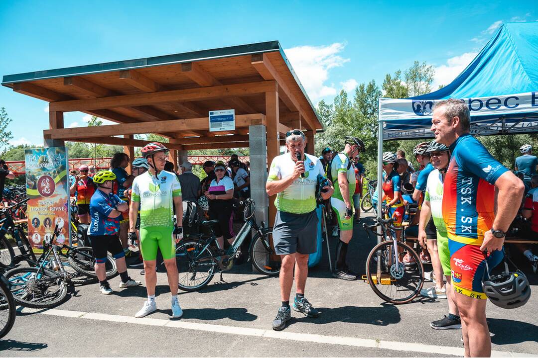 FOTO: Otvorenie nového úseku Vážskej cyklomagistrály, foto 36