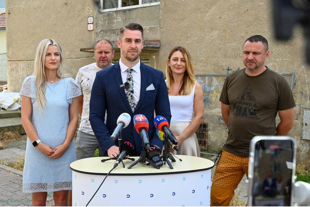 FOTO: Bytovka je už prázdna, prejde komplexným prerobením, foto 6