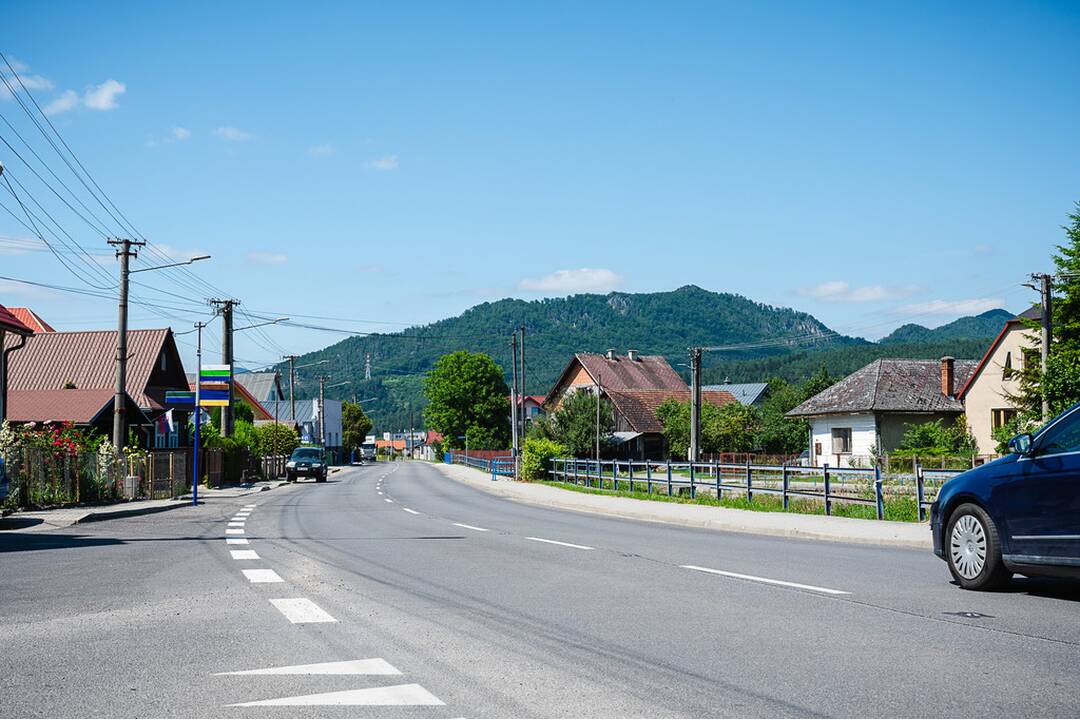 FOTO: Dokončená rekonštrukcia cesty v Domaniži, foto 1