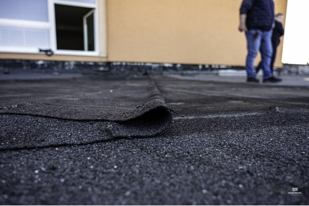 FOTO: Do školy v Novom Meste nad Váhom dlhodobo zateká, foto 8