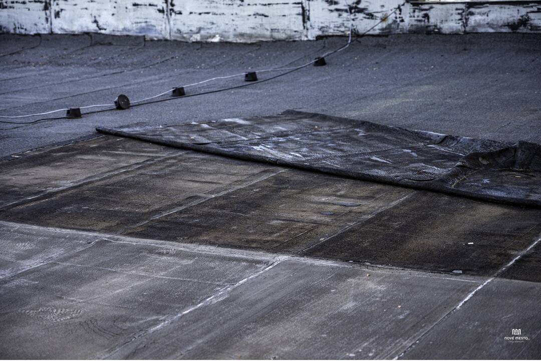 FOTO: Do školy v Novom Meste nad Váhom dlhodobo zateká, foto 21