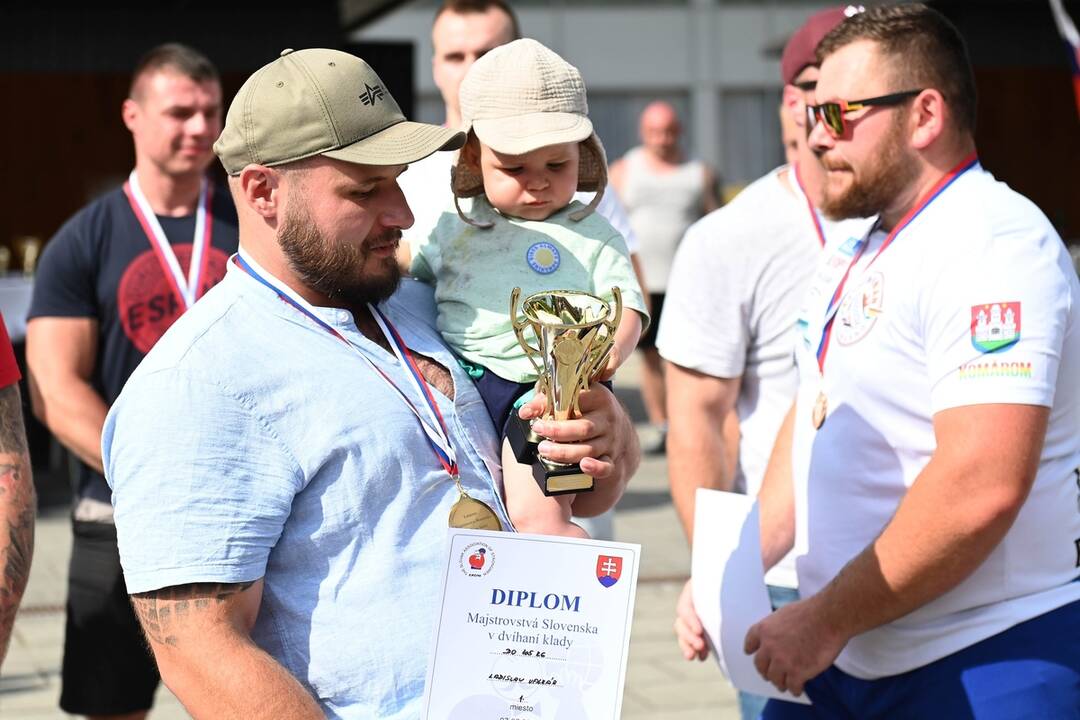 FOTO: Do Trenčianskych Teplíc zavítalo viac ako 20 silákov, foto 29