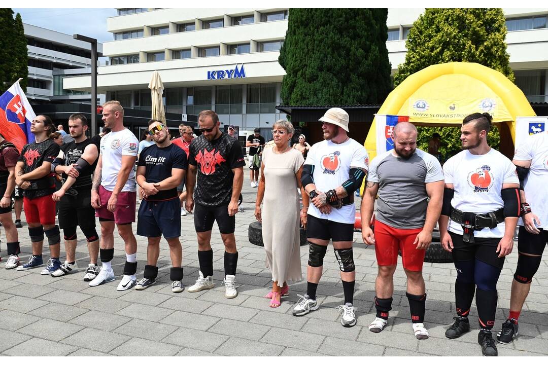 FOTO: Do Trenčianskych Teplíc zavítalo viac ako 20 silákov, foto 34