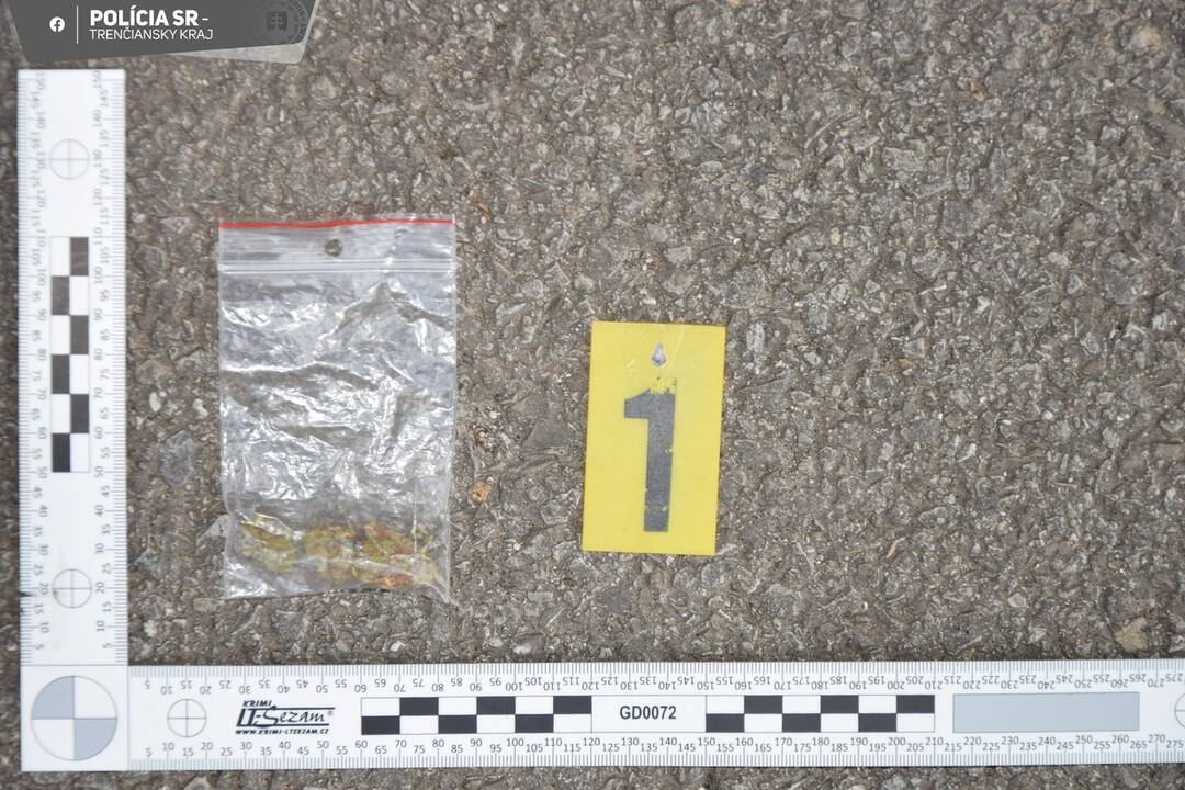 FOTO: Traja díleri z Nového Mesta si posedia pekne dlho, foto 3