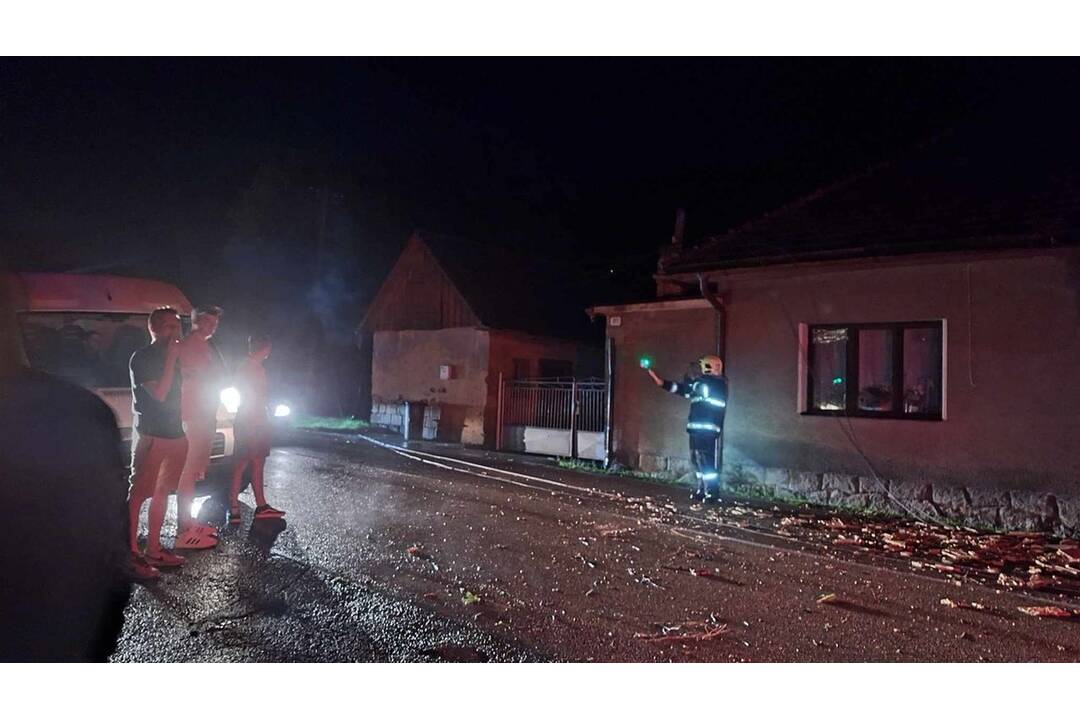 FOTO: Škody po búrke v Trenčíne, foto 7
