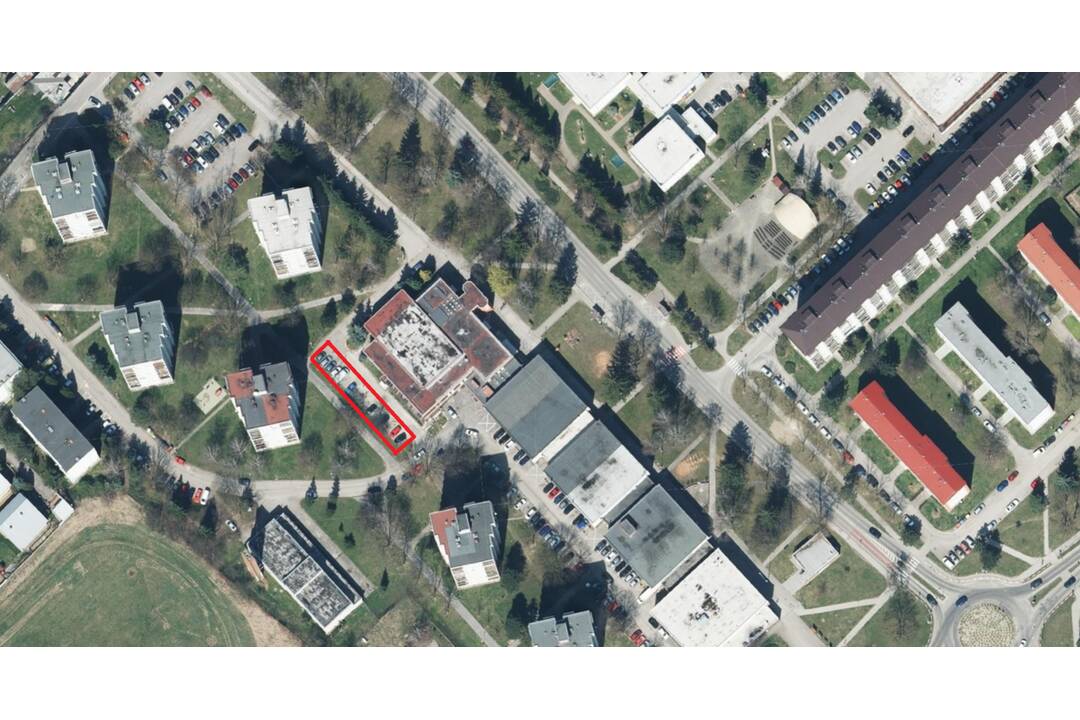 FOTO: Opravy na parkoviskách v Dubnici nad Váhom, foto 1