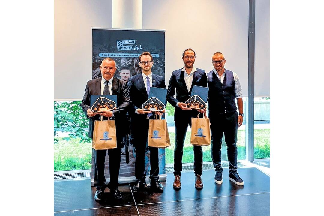 FOTO: Do práce na bicykli, Trenčín skončil na druhom mieste, foto 1