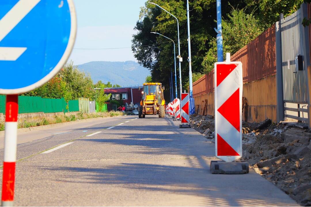FOTO: Oprava chodníka v Dubnici nad Váhom, foto 2