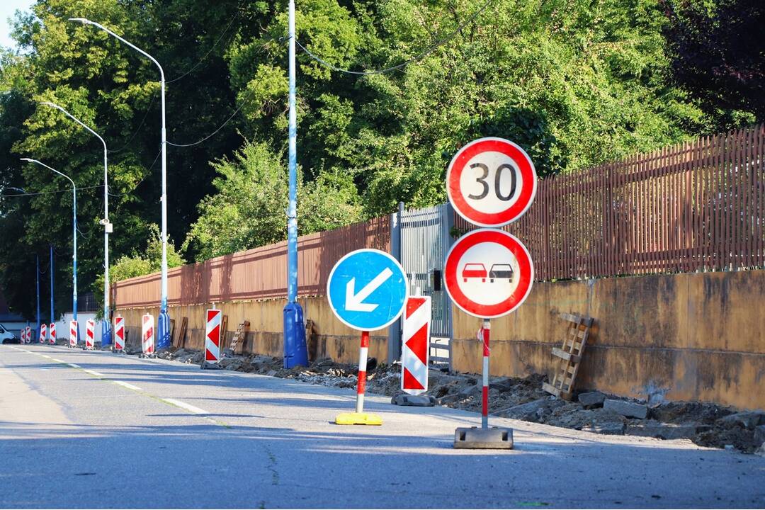 FOTO: Oprava chodníka v Dubnici nad Váhom, foto 9