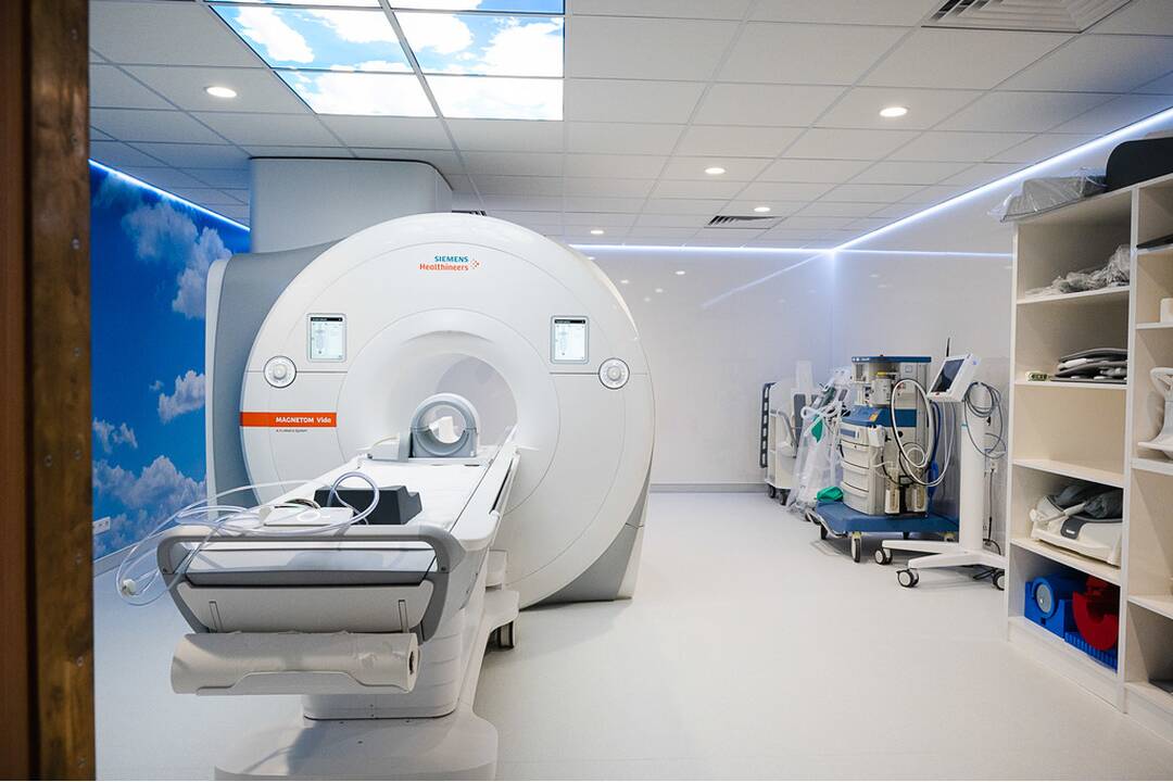 FOTO: Moderné Centrum diagnostiky spúšťa magnetickú rezonanciu, foto 4