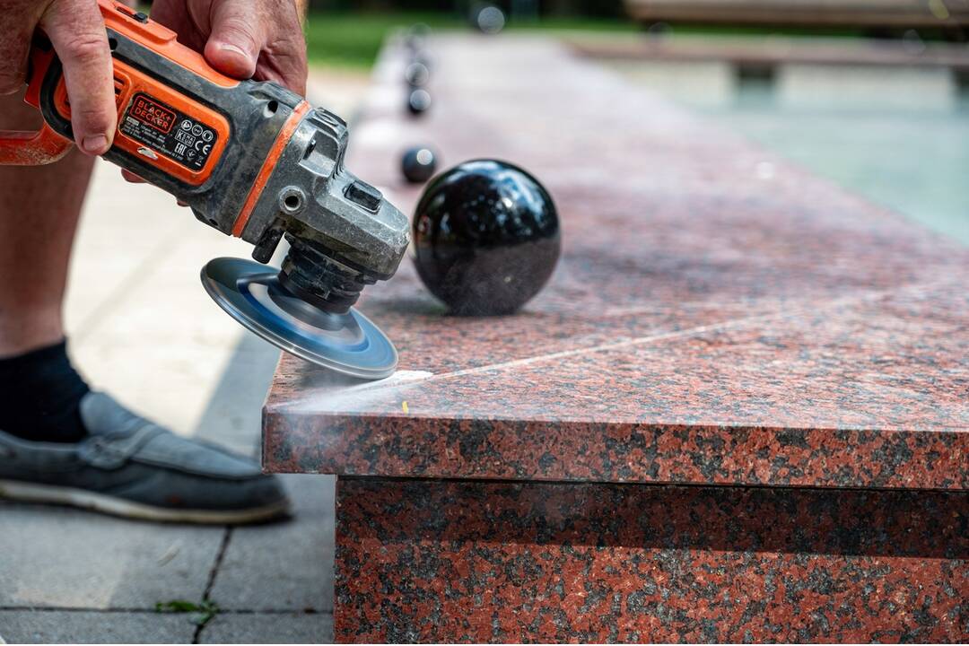 FOTO: Fontána v Novom Meste nad Váhom je opätovne spustená. Vyžadovala si rekonštrukciu, foto 12