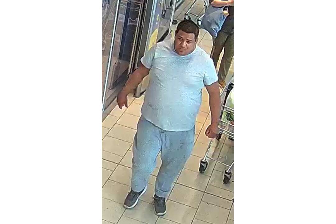 FOTO: Krádež v predajni v Novom Meste nad Váhom, foto 5