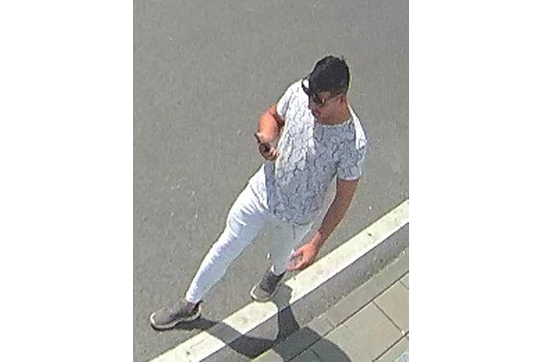 FOTO: Krádež v predajni v Novom Meste nad Váhom, foto 1