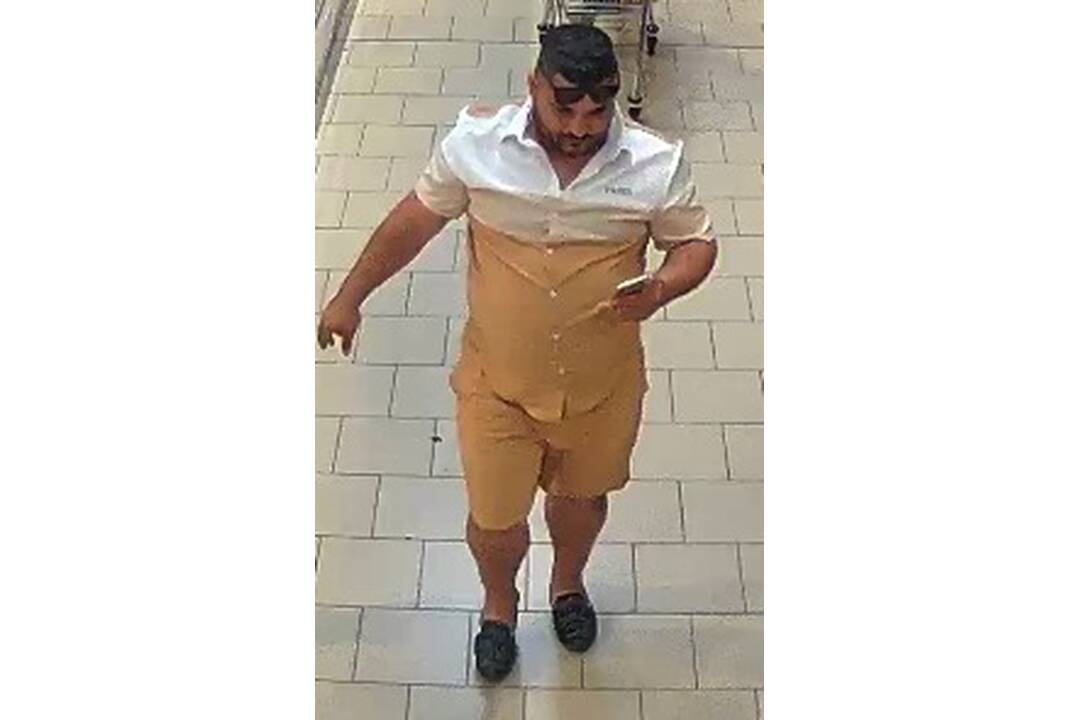 FOTO: Krádež v predajni v Novom Meste nad Váhom, foto 7