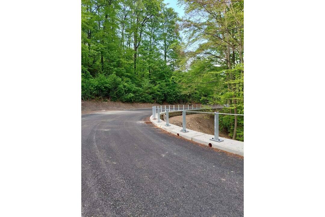 FOTO: Otvára sa cesta II/511 Veľké Uherce – Skýcov, foto 1