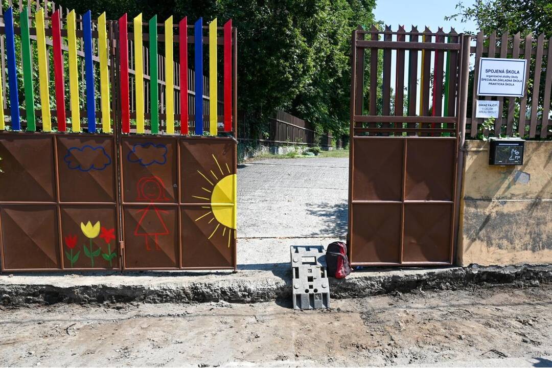 FOTO: Rekonštrukcia chodníkov v Dubnici nad Váhom, foto 2